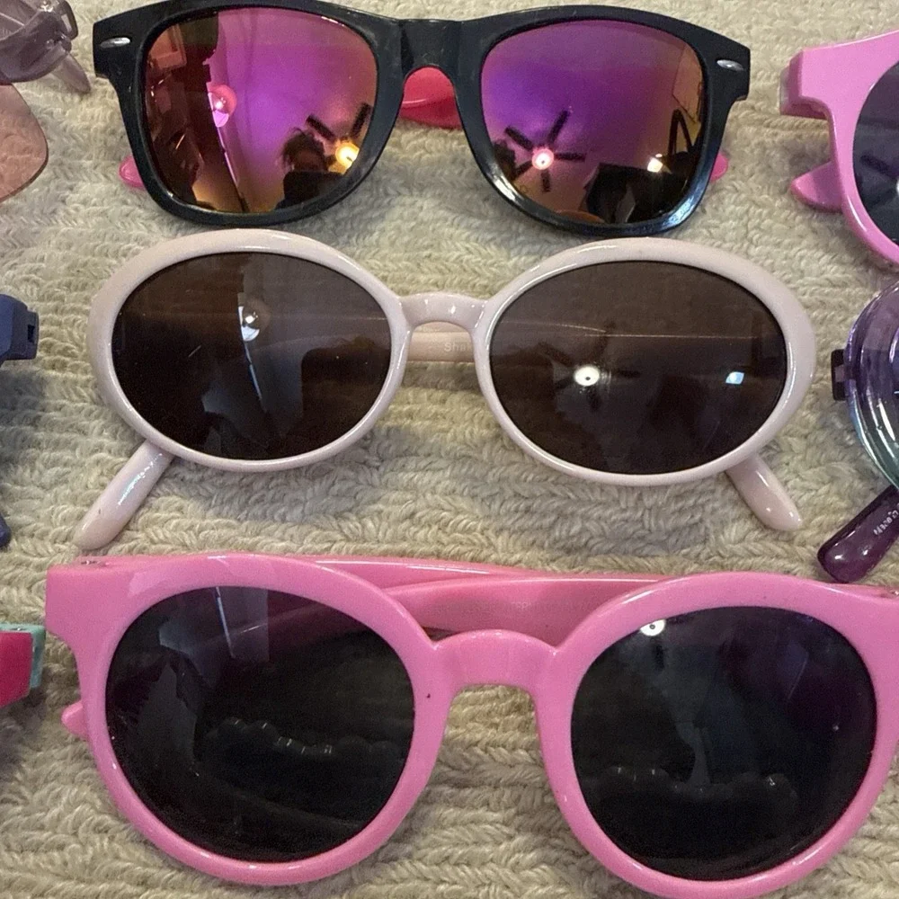 18 pairs  Kids Toddler Sunglasses Lot Party Favor Giveaways Prizes Birthday